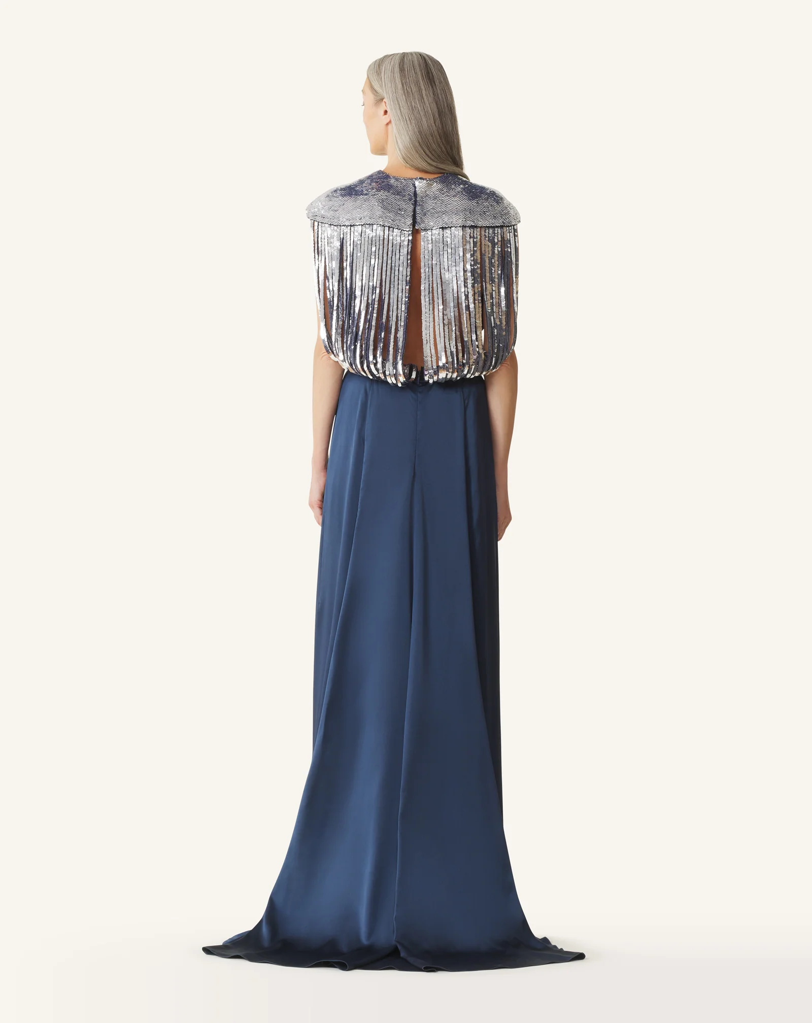 EMBROIDERED BACK DRESS IN SILK SATIN - Image 4
