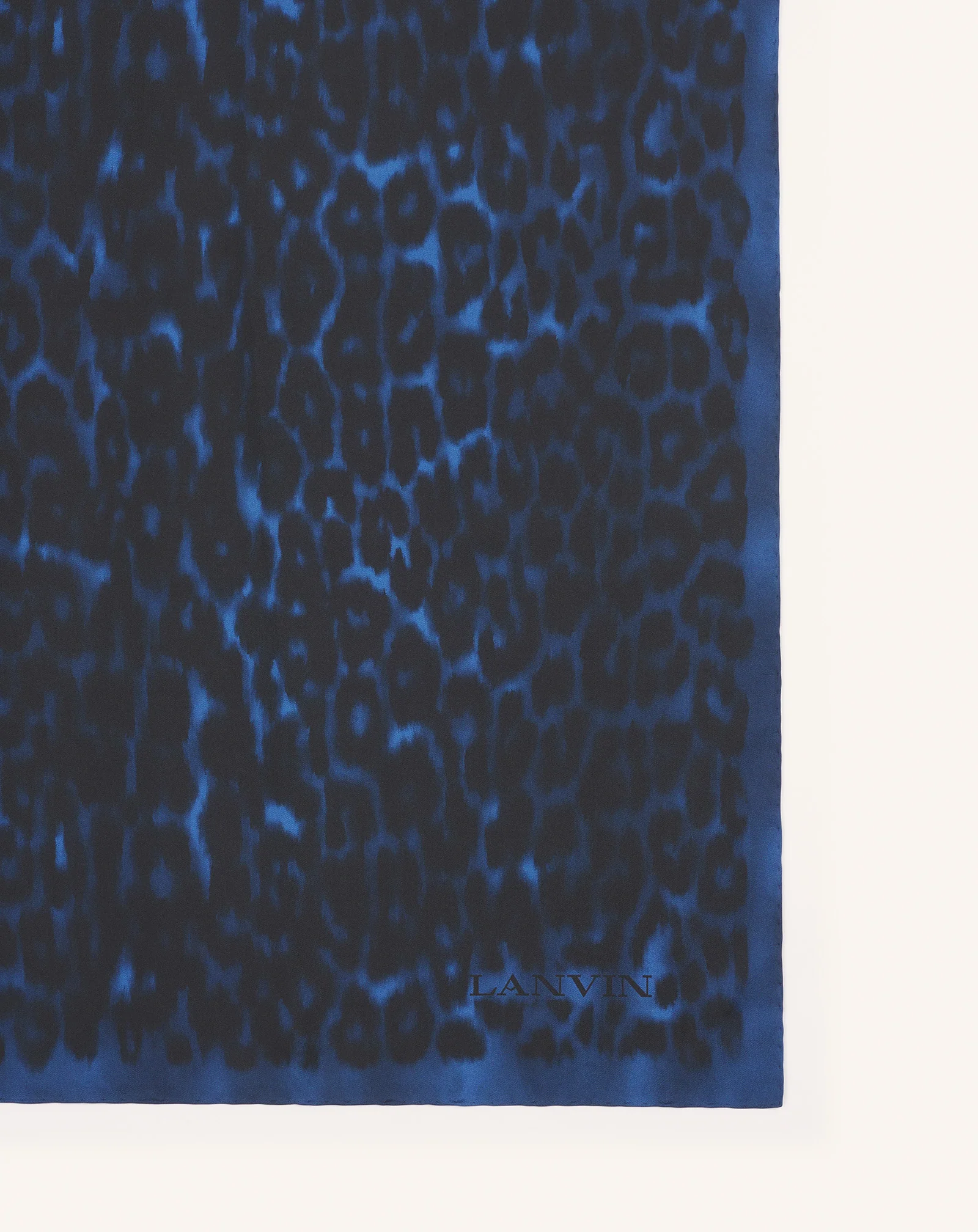 LEOPARD PRINT SILK SCARF - Image 3