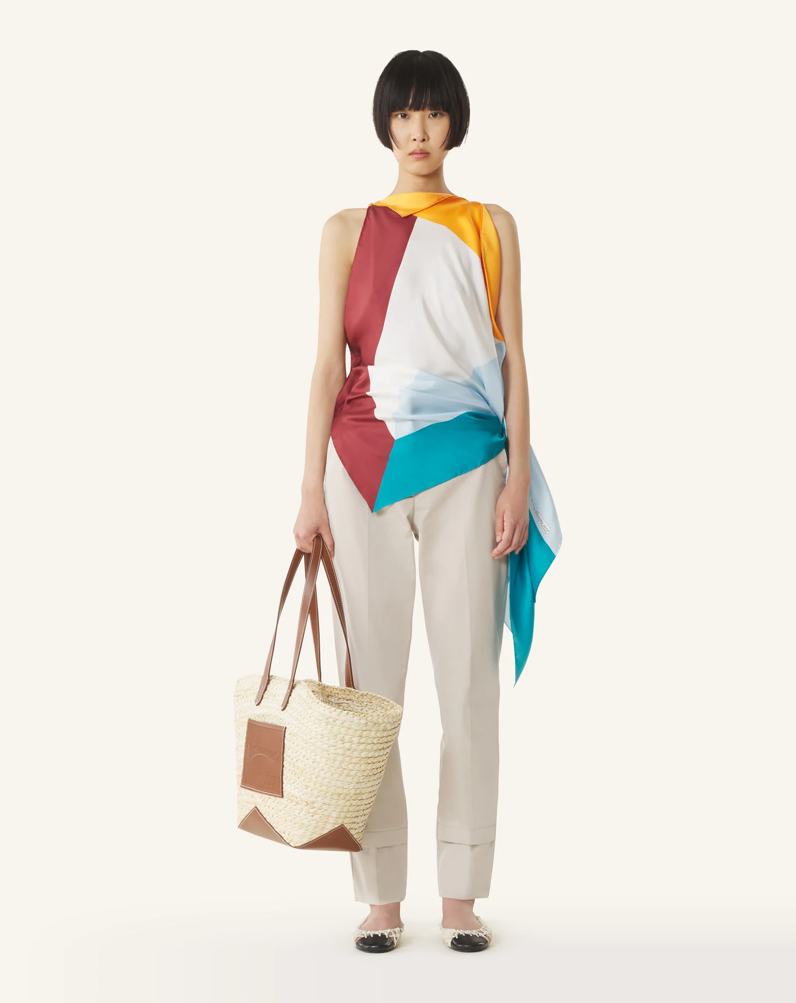 GRAPHIC PRINT SILK TOP - Image 2