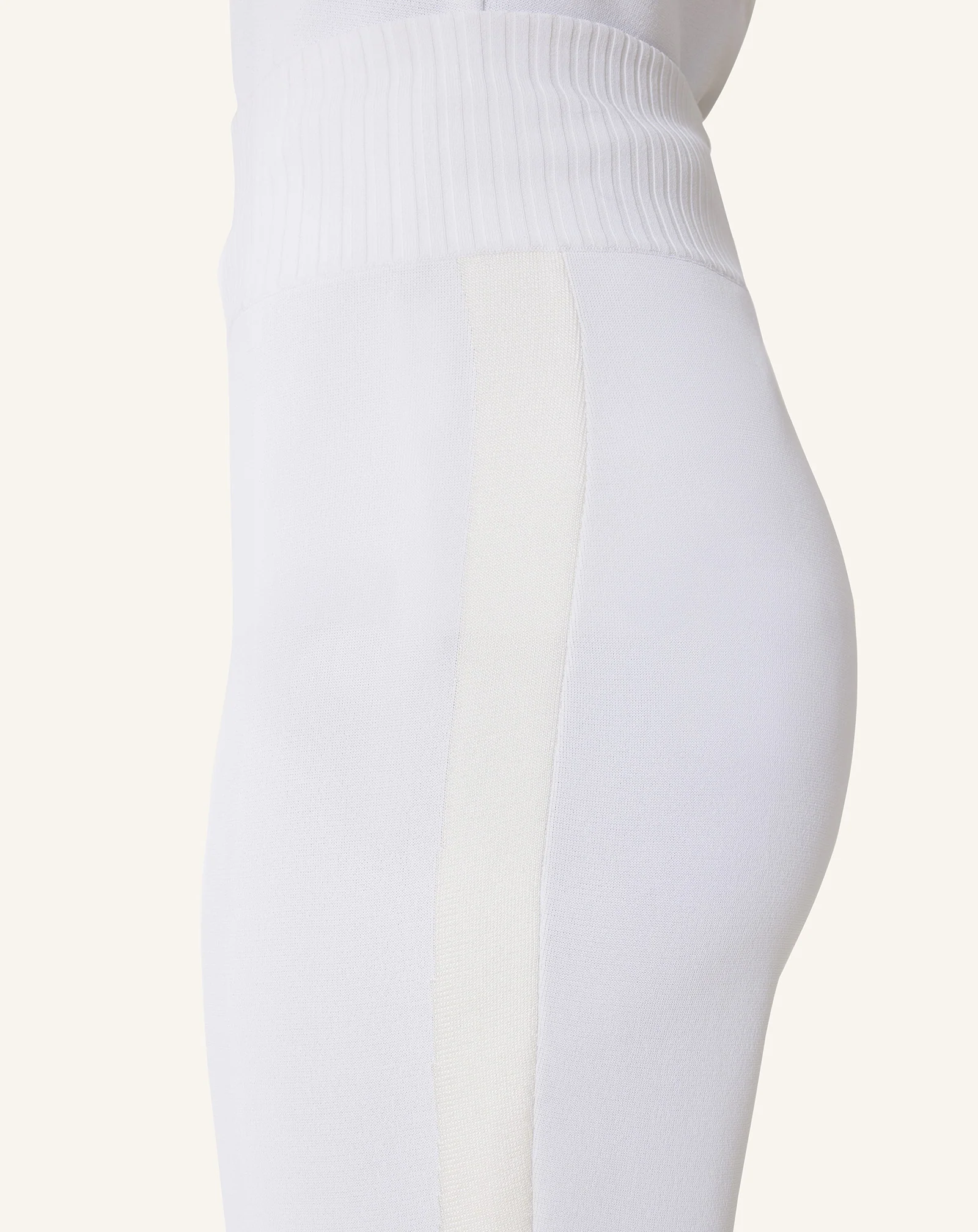 VISCOSE LEGGINGS - Image 5